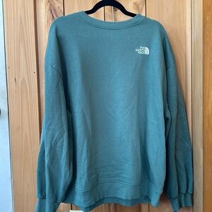 The North Face Women's Evolution Oversized Crewneck Sweatshirt